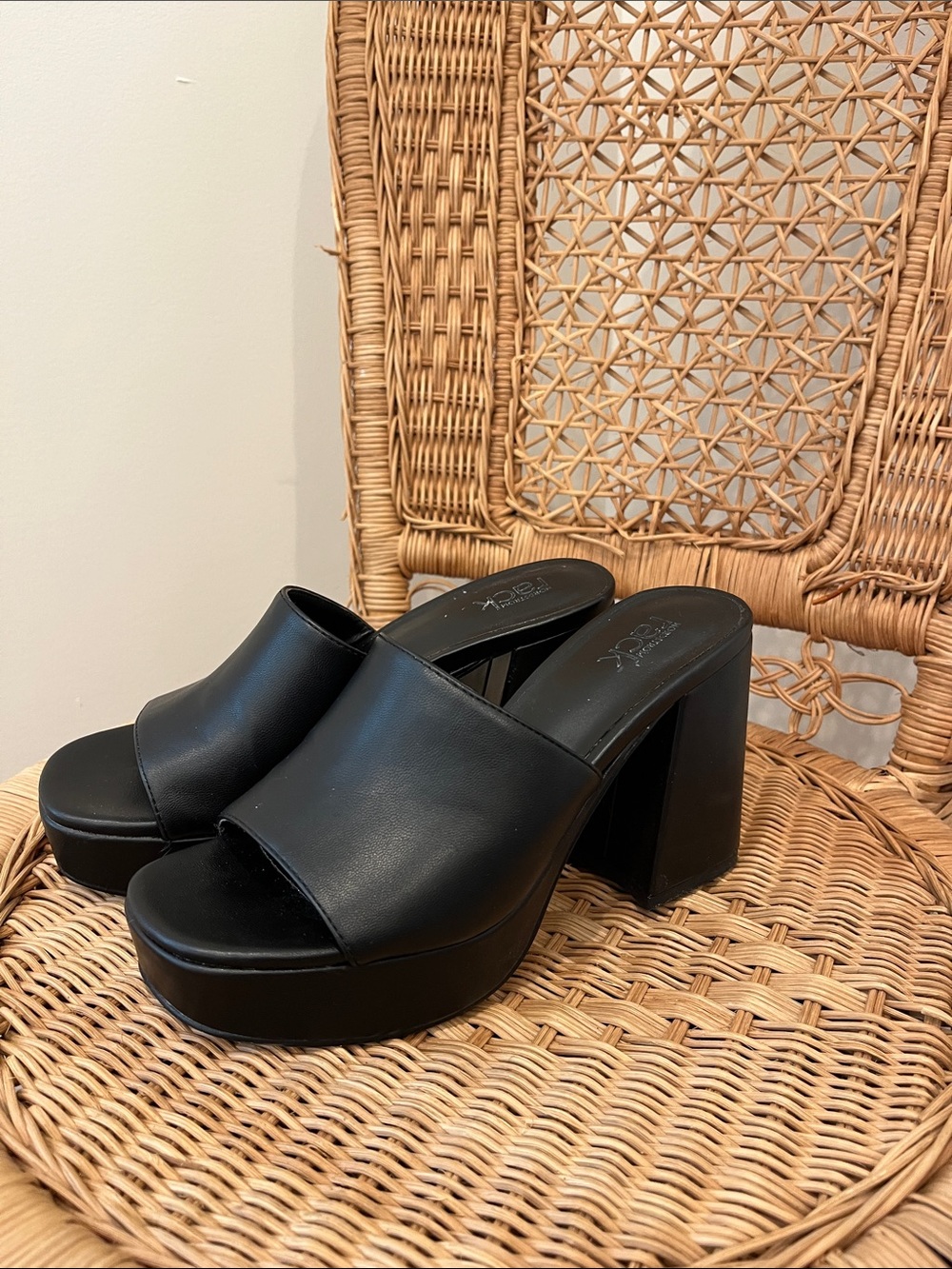 Chunky sandal heels